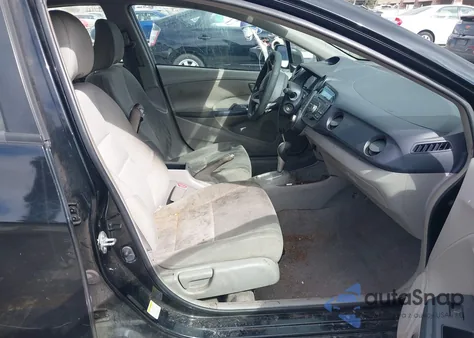 2010 Honda Insight Ex z USA, uszkodzony, nr VIN JHMZE2H78AS039929